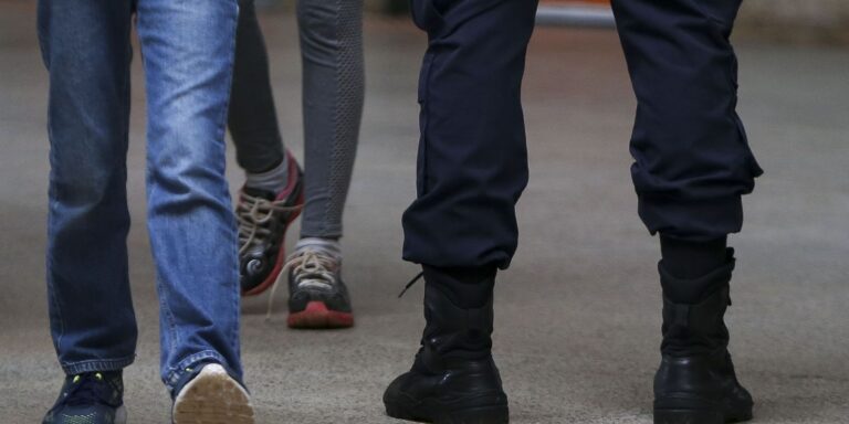 TCE suspende processos seletivos para escolas cívico-militares em SP