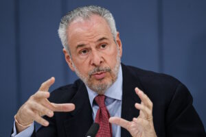 Adaptação é o próximo passo da evolução humana, diz presidente da COP30