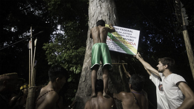 Por que Lula não assina a homologação de 70 terras indígenas?