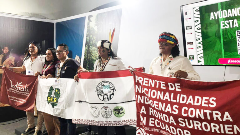 Indígenas do Equador denunciam expansão do petróleo