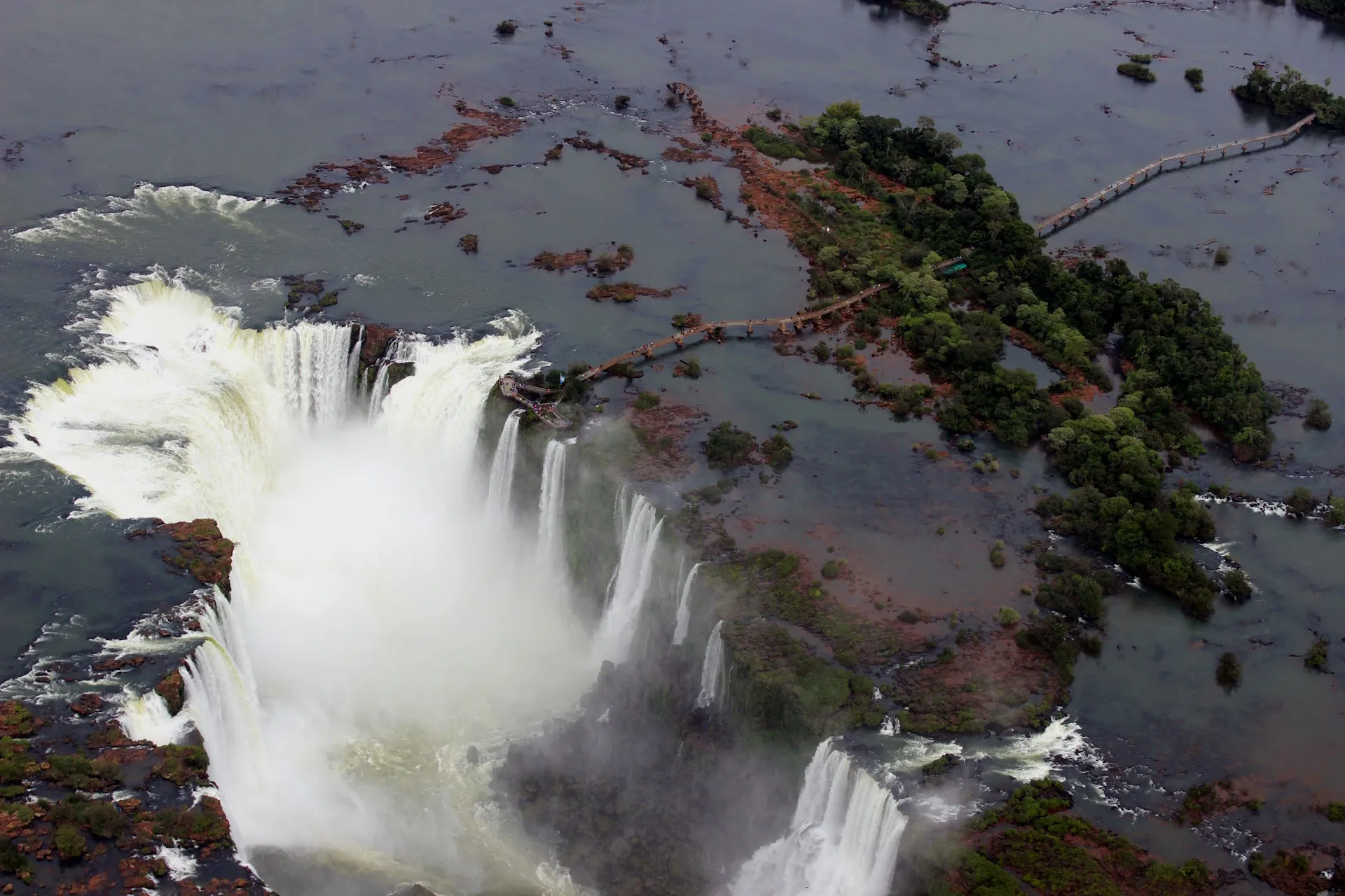 Paraná controlará parte do Parna do Iguaçu, afirma secretário Rafael Greca