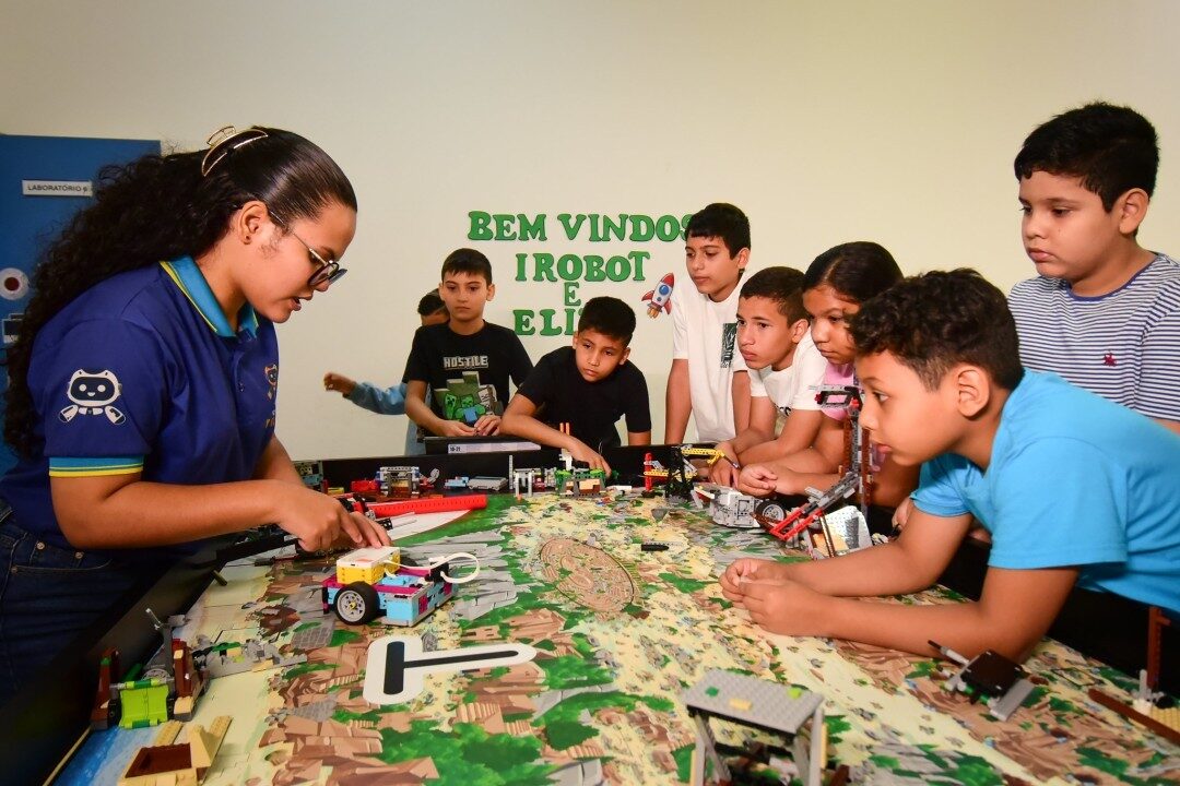 Novos alunos iniciam curso de Robótica Educacional em Boa Vista