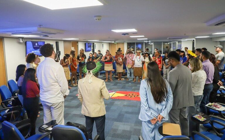Ministério dos Povos Indígenas promove agenda interministerial de escuta para indígenas LGBTQIA+