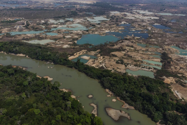 Pressão minerária cerca terras indígenas em Mato Grosso e acende alerta