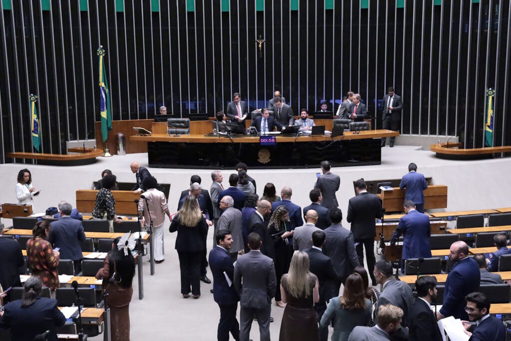 Bancada ruralista acelera ‘pacote agro’ na Câmara dos Deputados