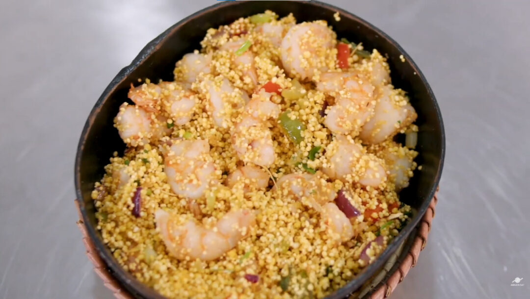 Farofa de camarão especial da chef Fran Santos