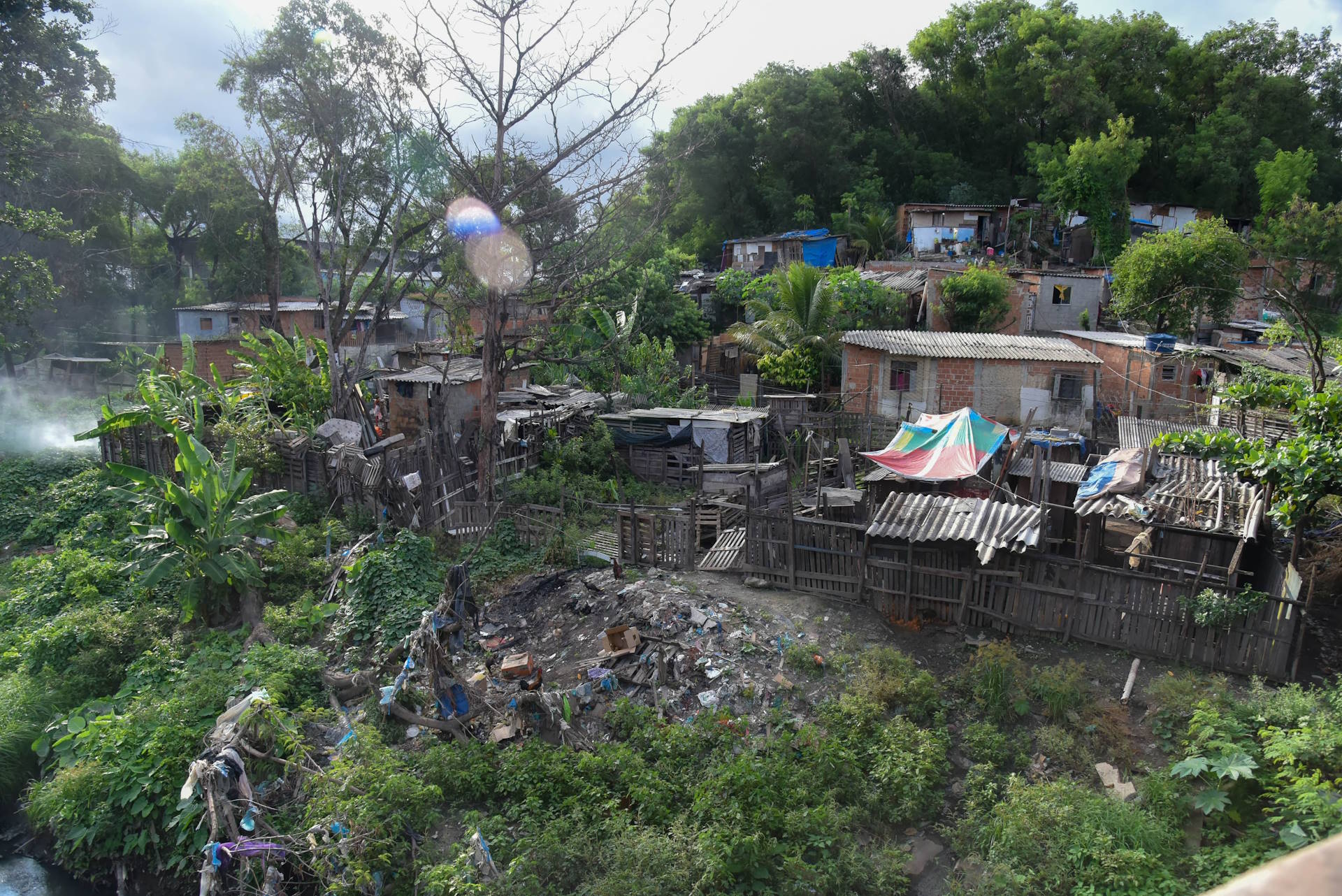 Ibase aponta desafios da urbanização de favelas do Rio diante da crise climática