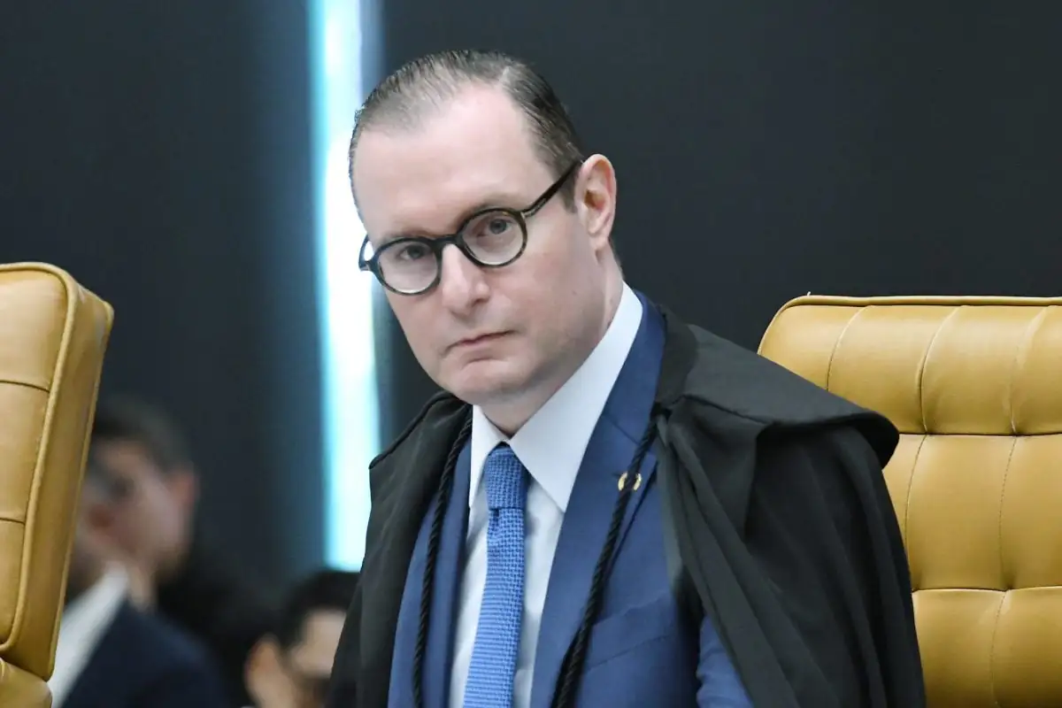 Bolsonarista que ameaçou Zanin em aeroporto é condenado pela Justiça – Justiça – CartaCapital