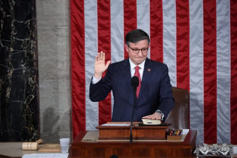 Republicanos elegem aliado de Trump à presidência da Câmara nos EUA – Mundo – CartaCapital