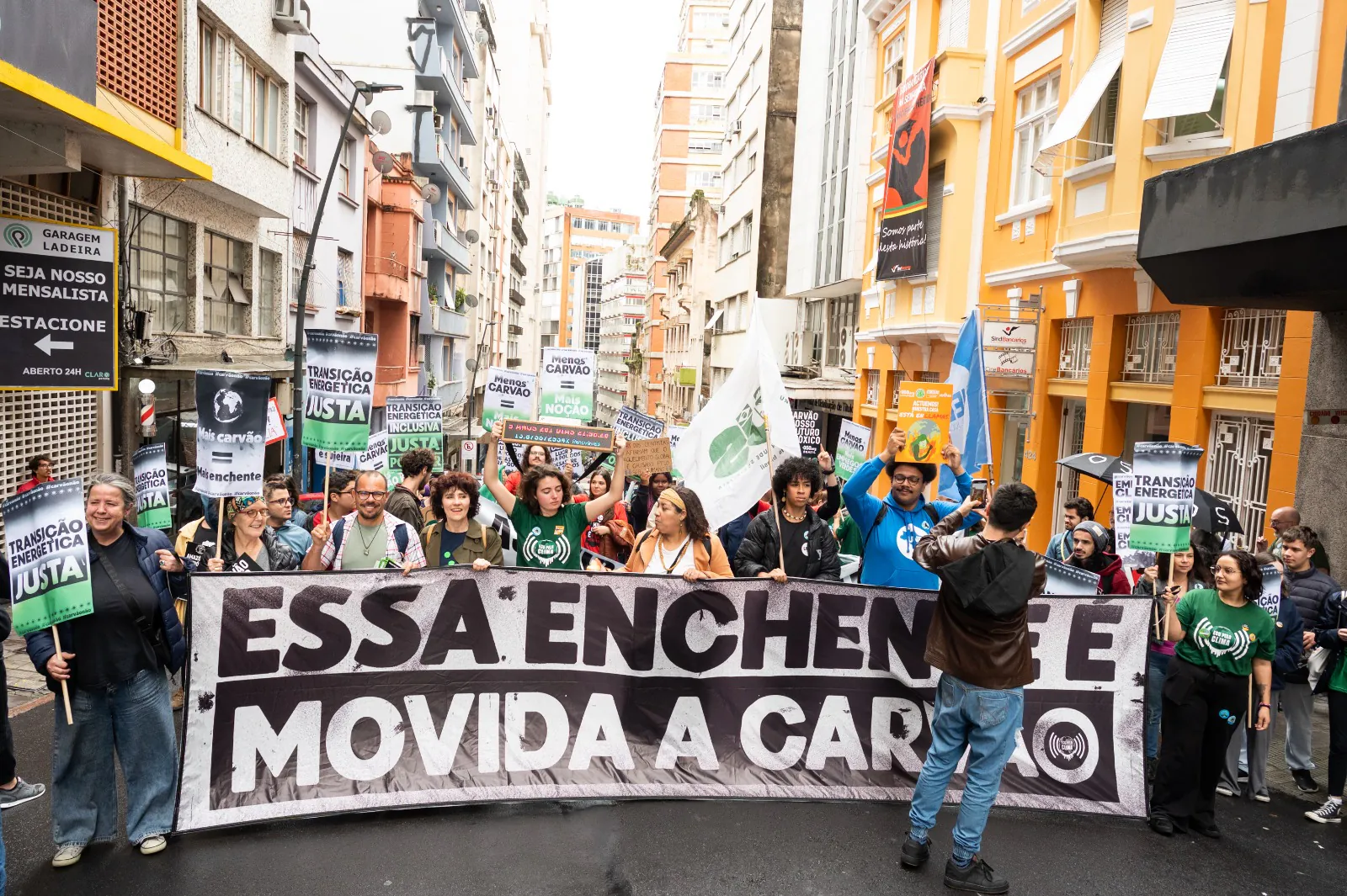 Galeria: Com proximidade da COP, mobilização pelo clima se espalha pelo mundo