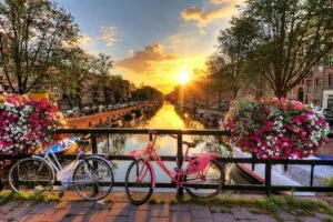 Por que as pessoas andam tanto de bicicleta nos Países Baixos?