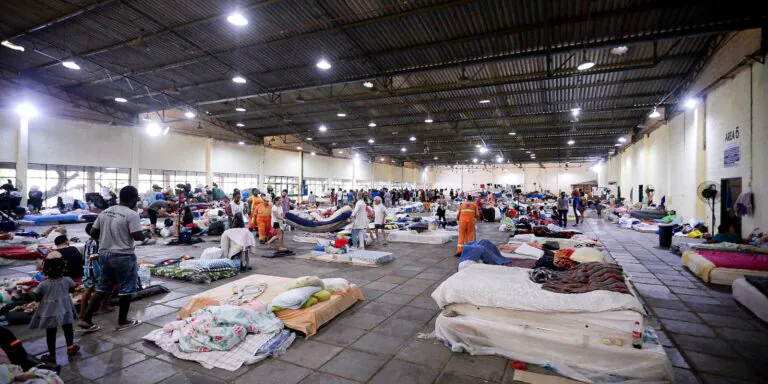 Fake news prejudicam tomada de decisão por afetados em catástrofe