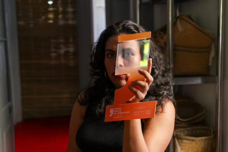 Nicoly Ambrosio vence Prêmio Sebrae de Jornalismo no Amazonas