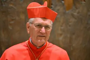 Quem é Dom Leonardo Steiner, que irá participar do conclave