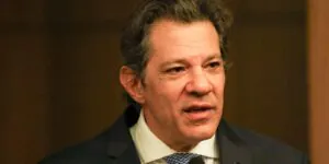Brasil deve terminar o ano melhor do que estimado por projeções