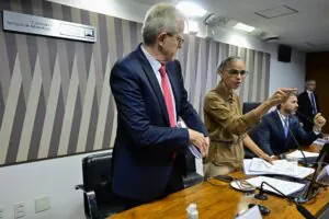 Em audiência tensa no Senado, PL-bomba e Foz do Amazonas dominam a pauta