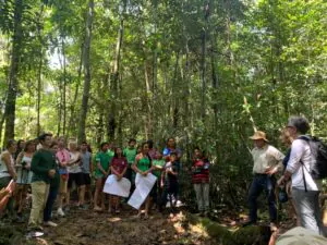 Comunidade Tumbira recebe oficina piloto do projeto “Banzeiro da Esperança”, que será levado à COP30