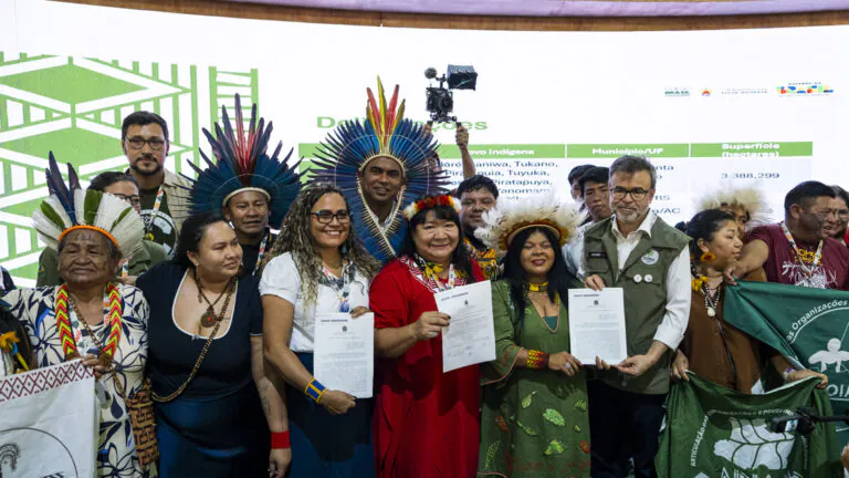 Lula homologa 4 terras indígenas, mas faltam 66 pela conta da Apib