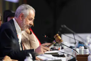 Mapa para fim dos fósseis fica de fora do texto final da COP 30