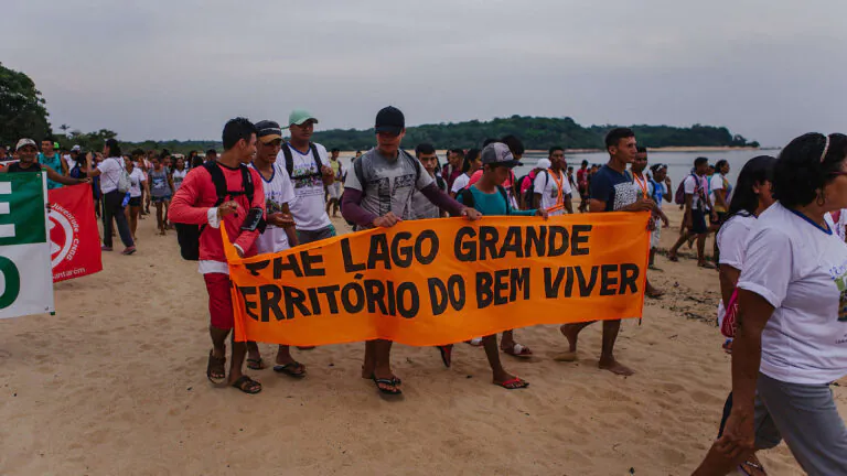 Questão florestal na Amazônia: PAE Lago Grande