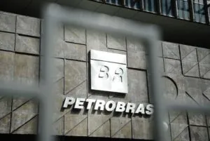 Vazamento de fluido paralisa perfuração na Foz do Amazonas