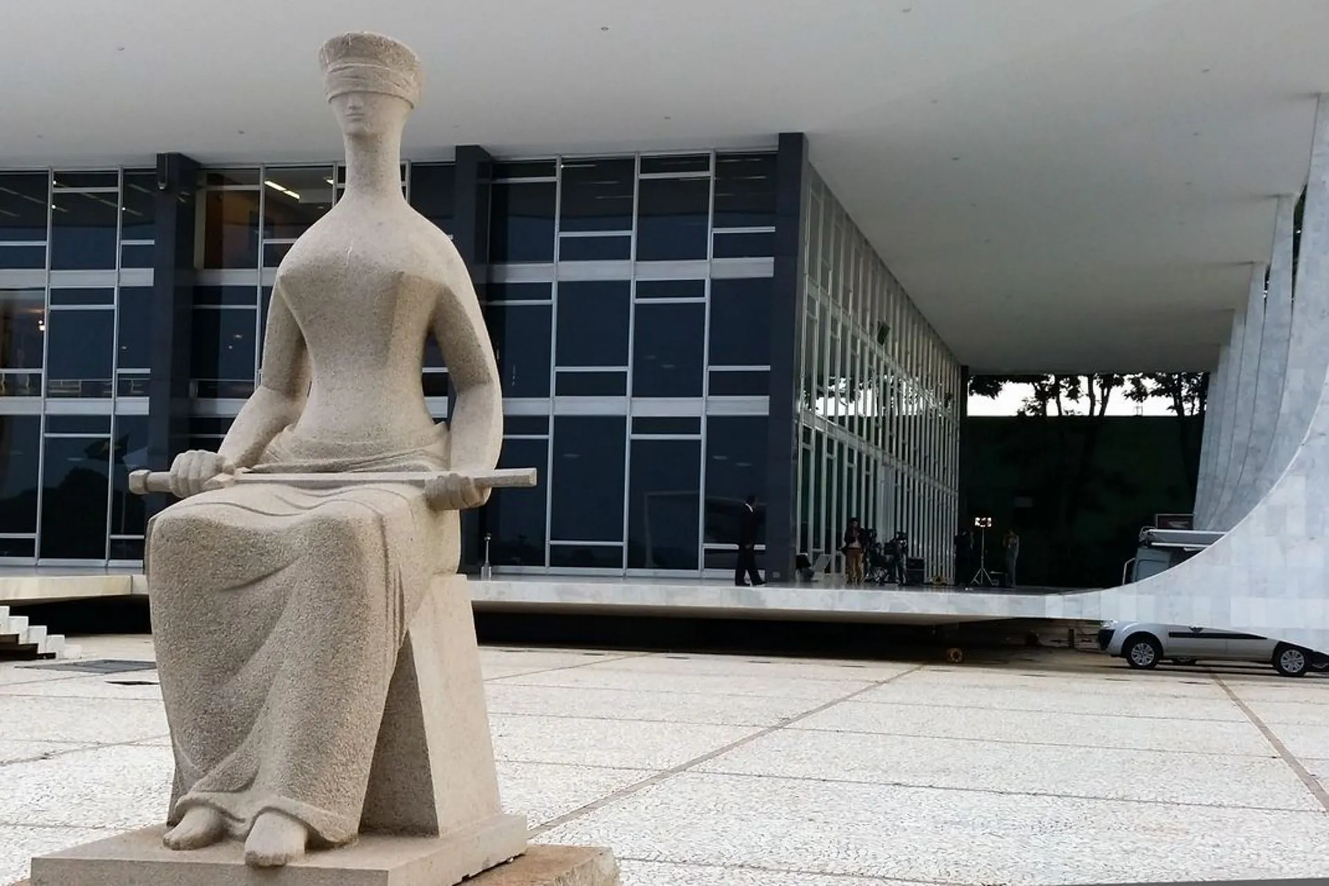 STF amplia pressão sobre União para conter desmatamento na Amazônia