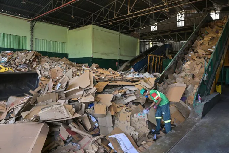 Decisão do STF sobre tributos na cadeia de reciclagem preocupa setor