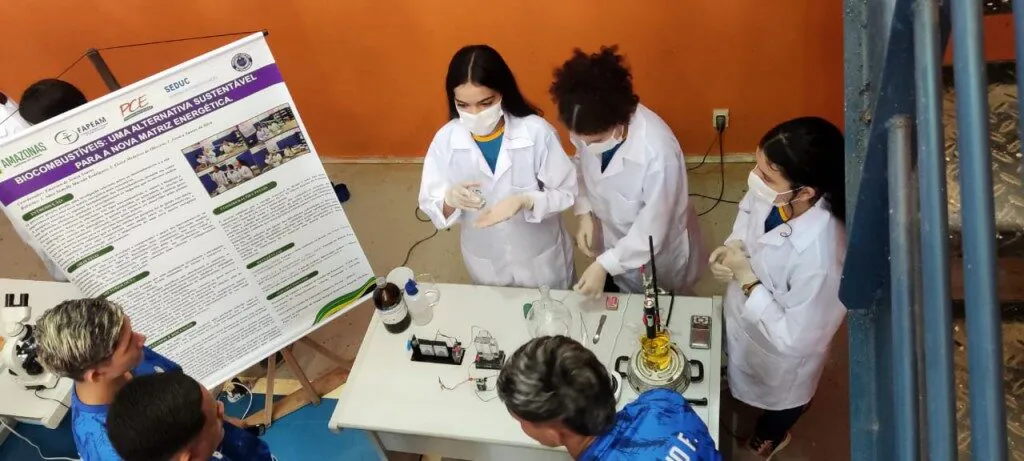 Estudantes do AM investigam biocombustíveis como alternativa de energia renovável
