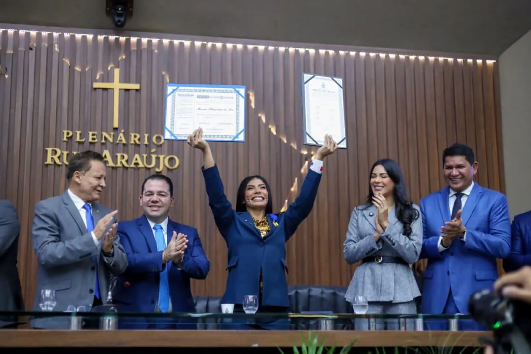 Marciele Albuquerque recebe Título de Cidadã Amazonense
