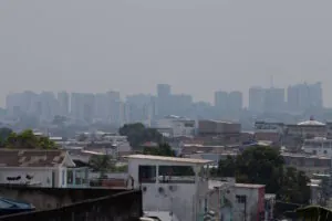 Qualidade do ar em Manaus chega ao dobro do recomendado pela OMS em setembro