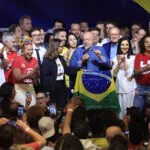 Em discurso de vitória, Lula cita queda de desmatamento e política climática